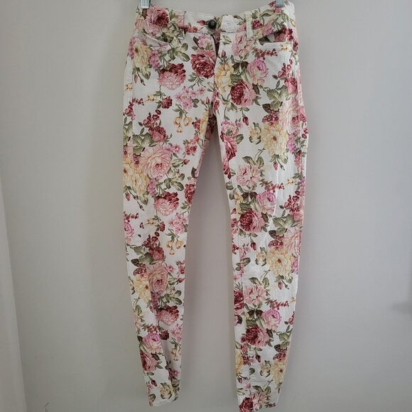 LOVE CULTURE | Pink & Red Flower Jeans - Picture 2 of 9